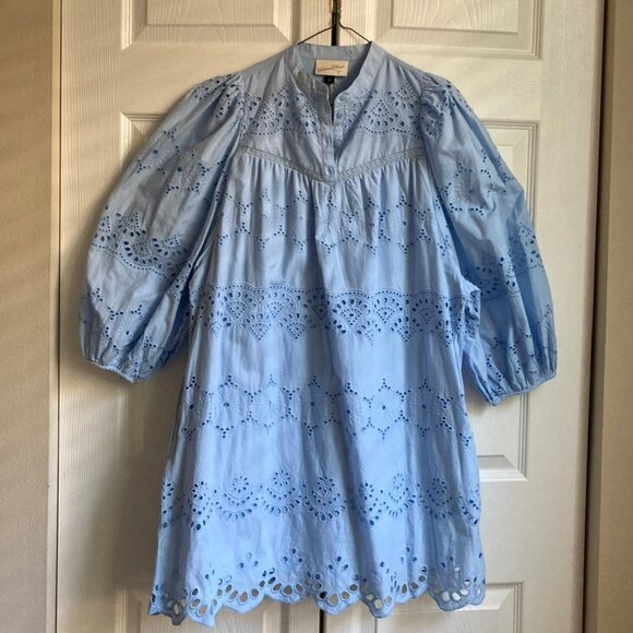 Eyelet short dress - Picture 12 of 13